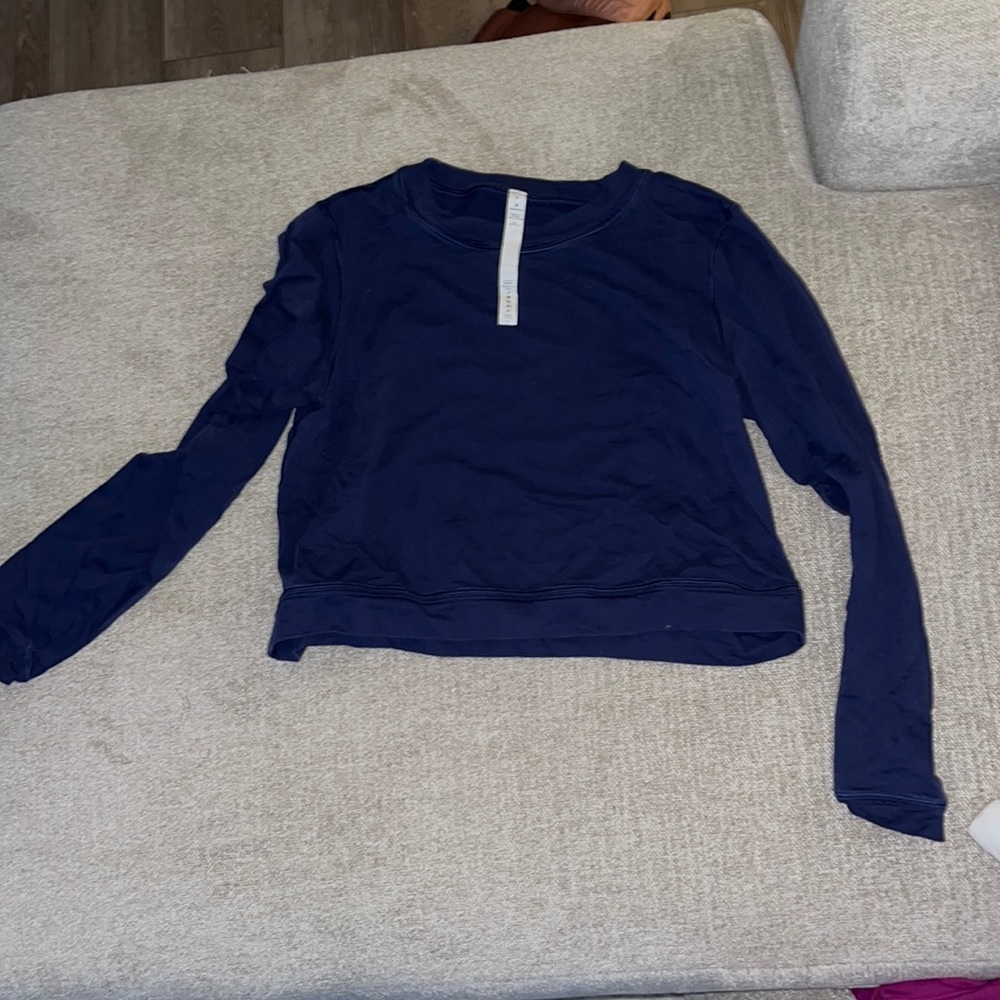 Lululemon cropped sweatshirt